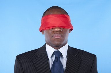 1704883208_hostage-african-businessman-red-blindfold-260nw-54132169(2).jpg.969b7f16b84b1c715afe14deb4ec112c.jpg